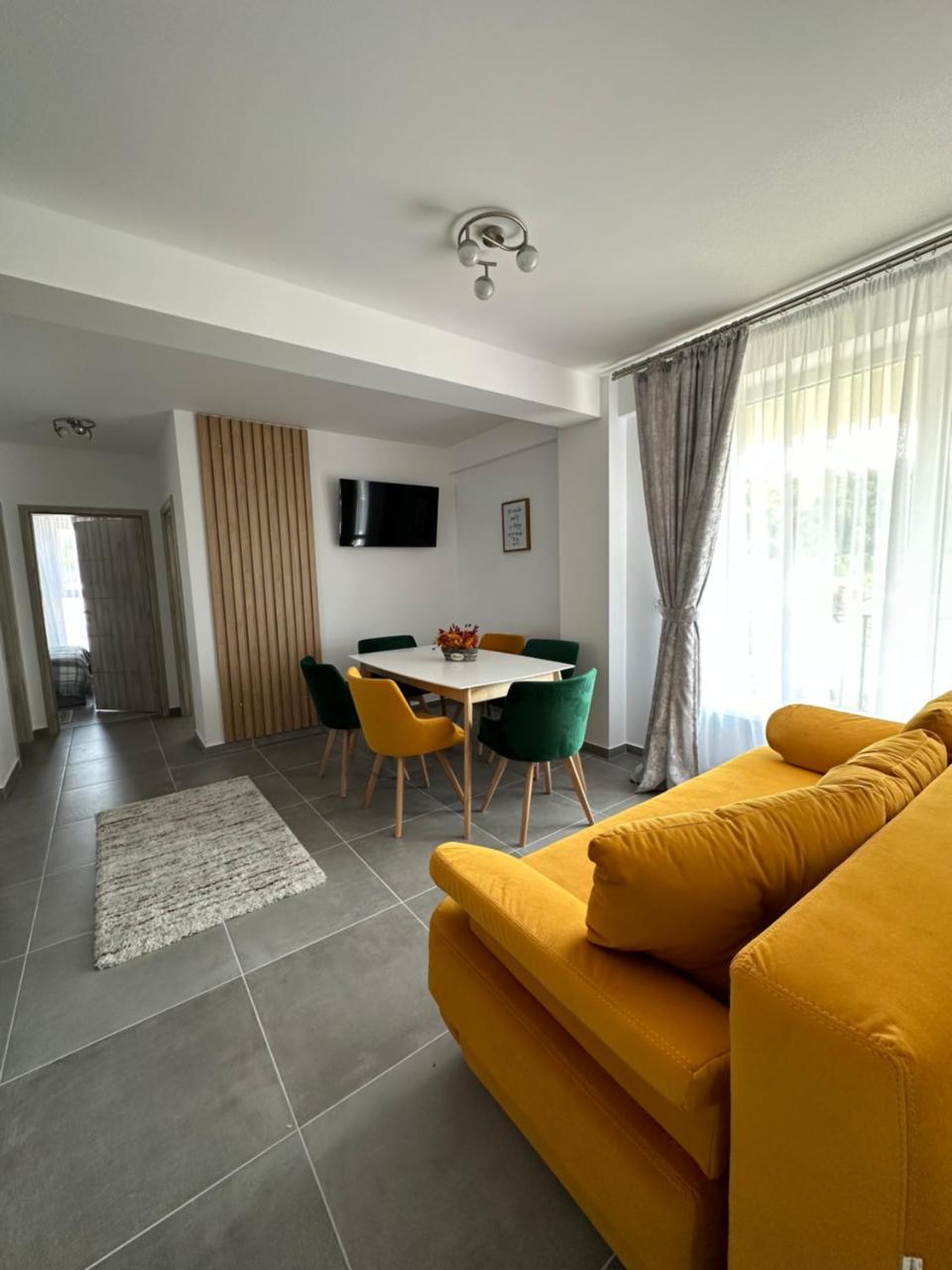 Apartamente Arinis