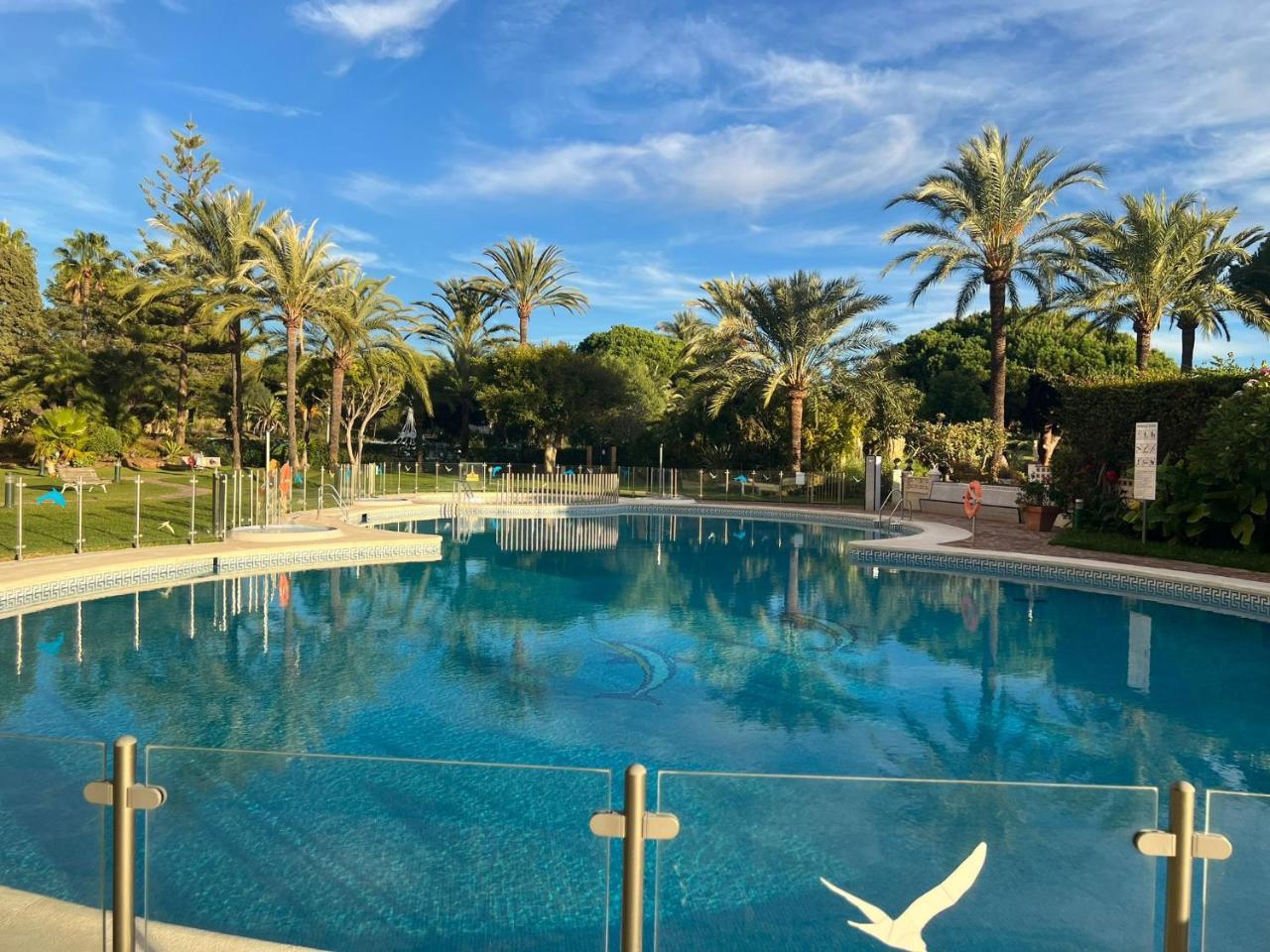 Moderno Estudio Y Piscina a 50 Metros de la Playa