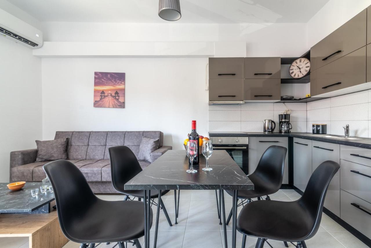 Modern Renovated Apt For Relax