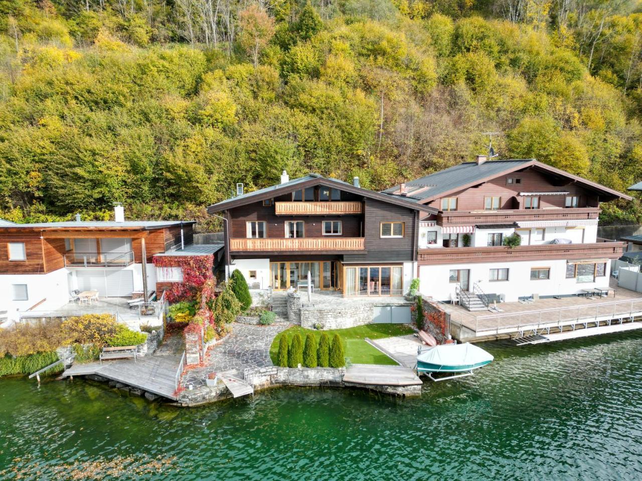 Finest Lakeside Villa Zell Am See by All In One Apartments