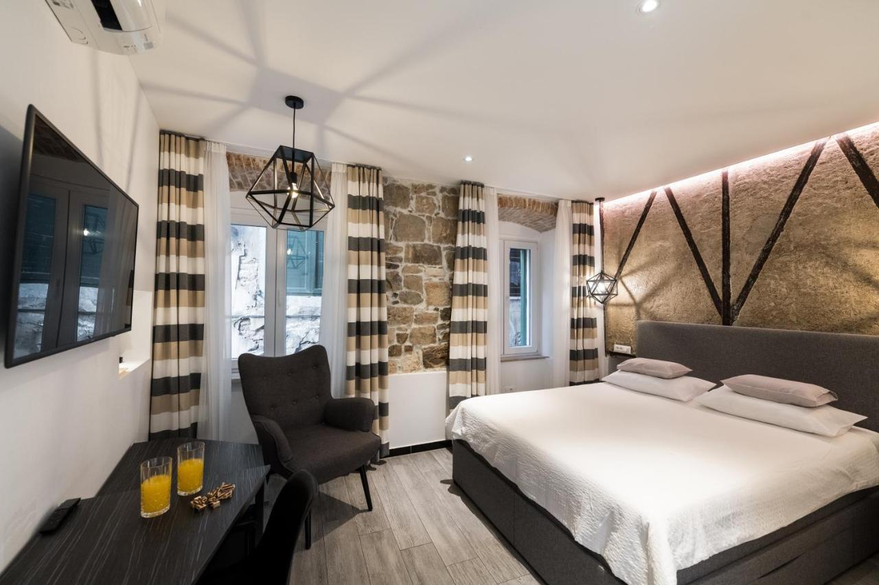 Split City Centre Room