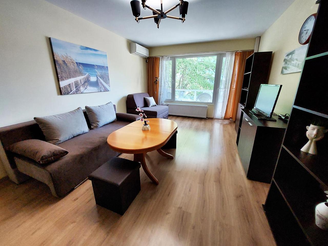 Apartament Za Gosti , Zhk. Zornica, Bl.36