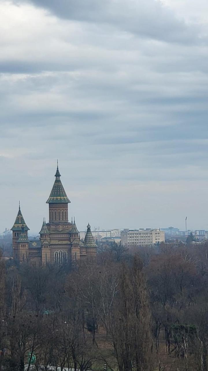 Penthouse Exclusive View