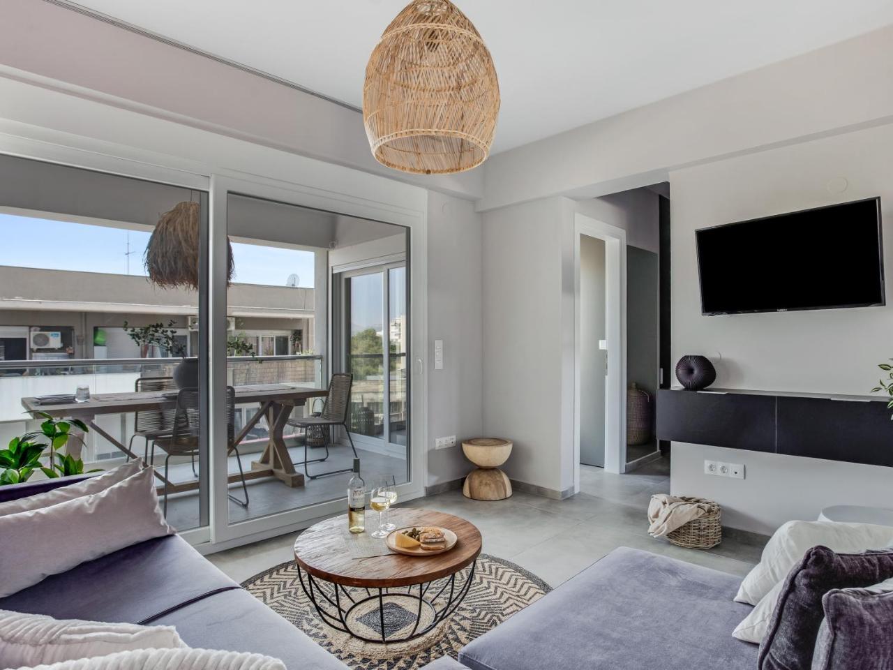 Sanders Old Port Thessaloniki