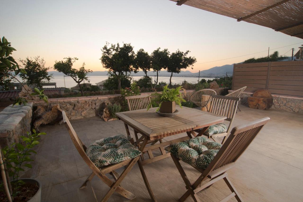 Wood & Stone Guesthouse