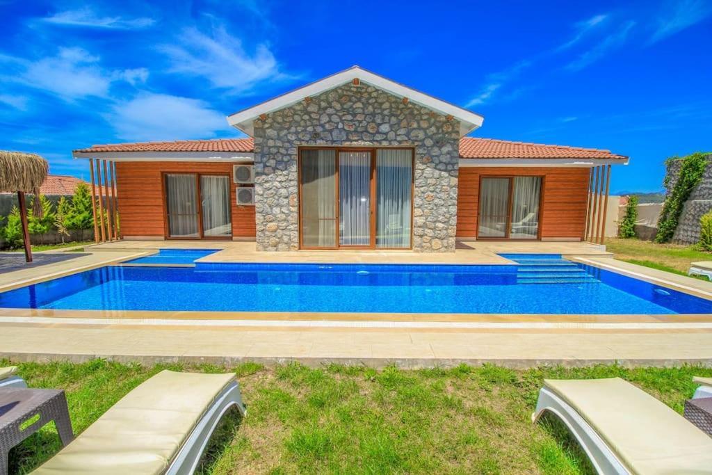 Patara Infinity Villa by Zehra Villas