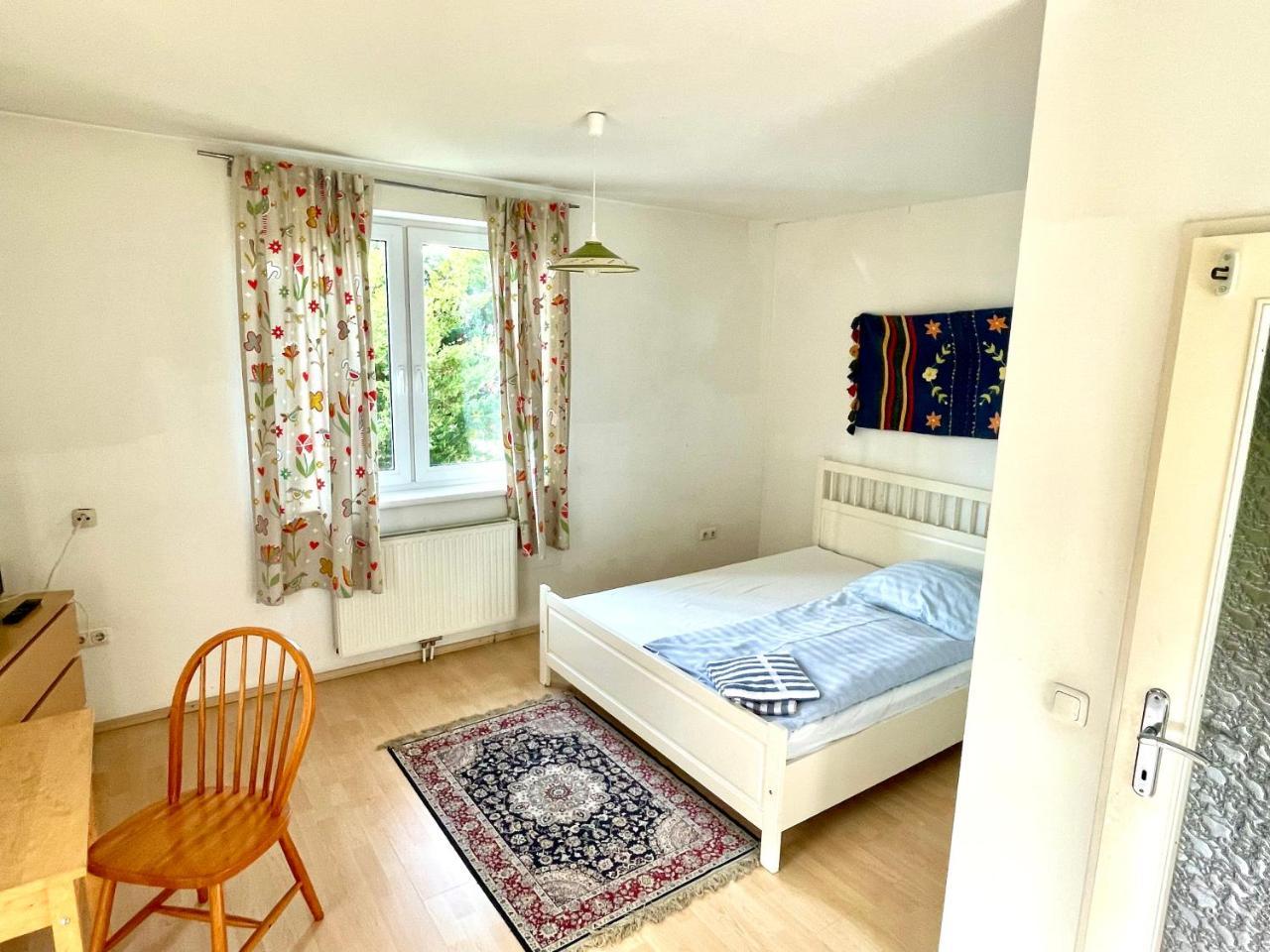 Gastezimmer Rothneusiedl