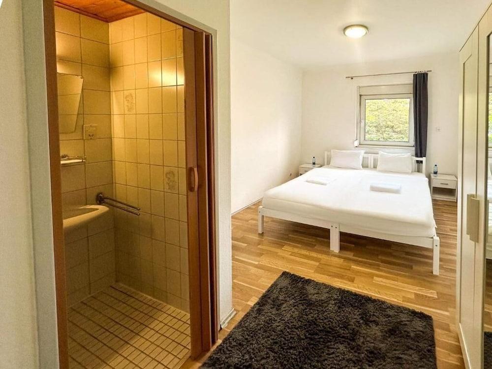 Adelin Vienna