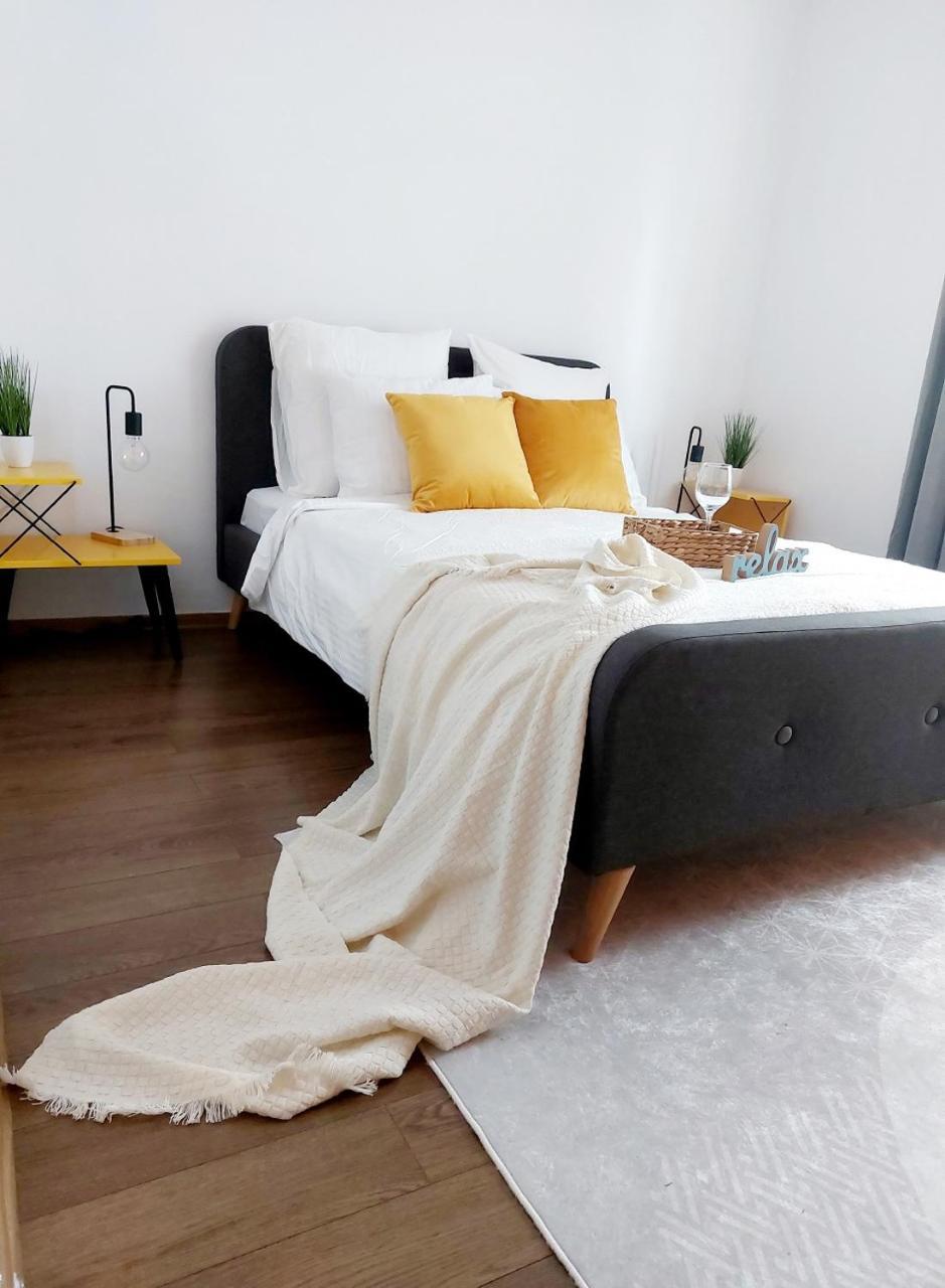 Cozy Apartment In The Center Of Bucharest