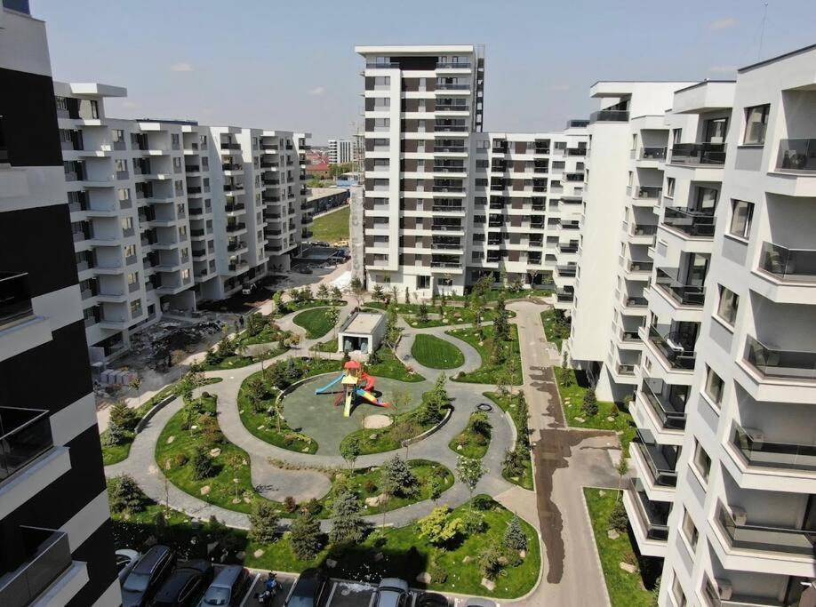 Uptown Elegant Apartment