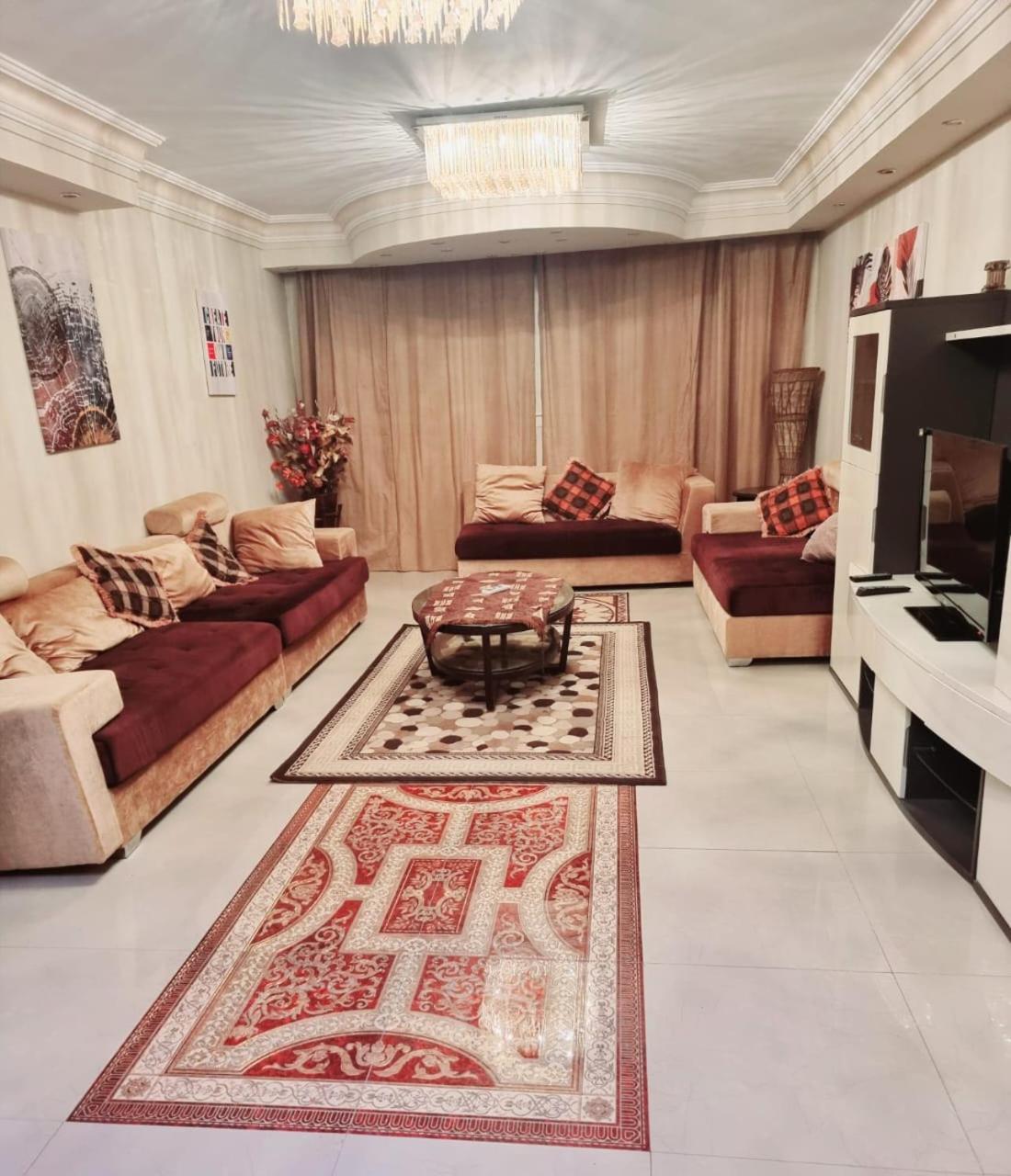 Alnakheel Apartment Near Cairo Festival