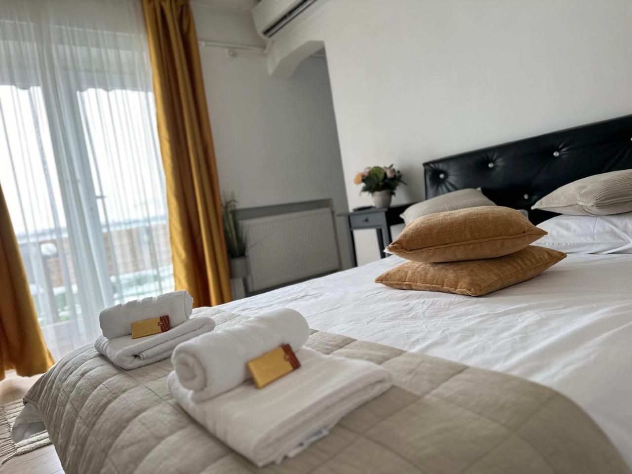 Downtown Studio by Darius Residence