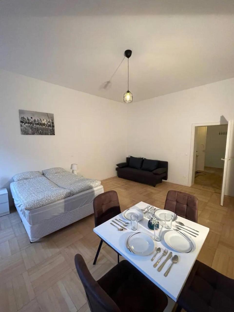 Family & Friends Apartments Schonbrunn