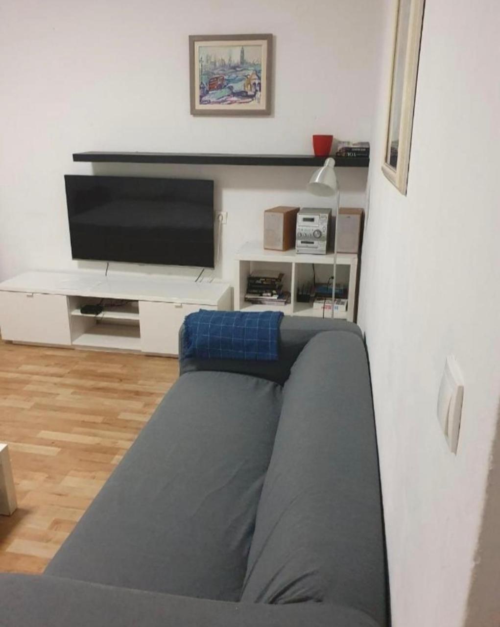 Cozy Split Apartment