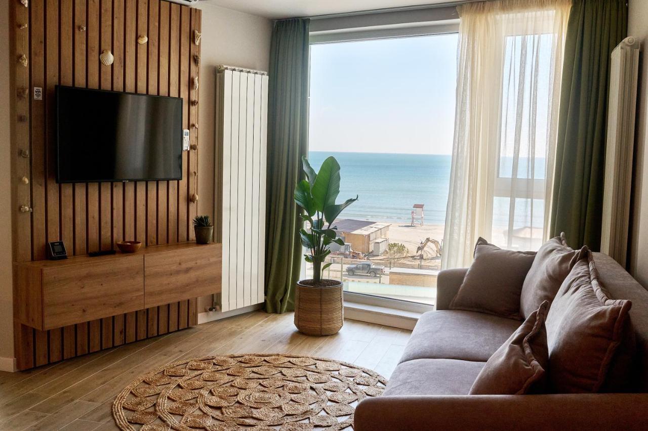 Studio Cornelia Seaview Spa & Pool In Infinity Beach Resort