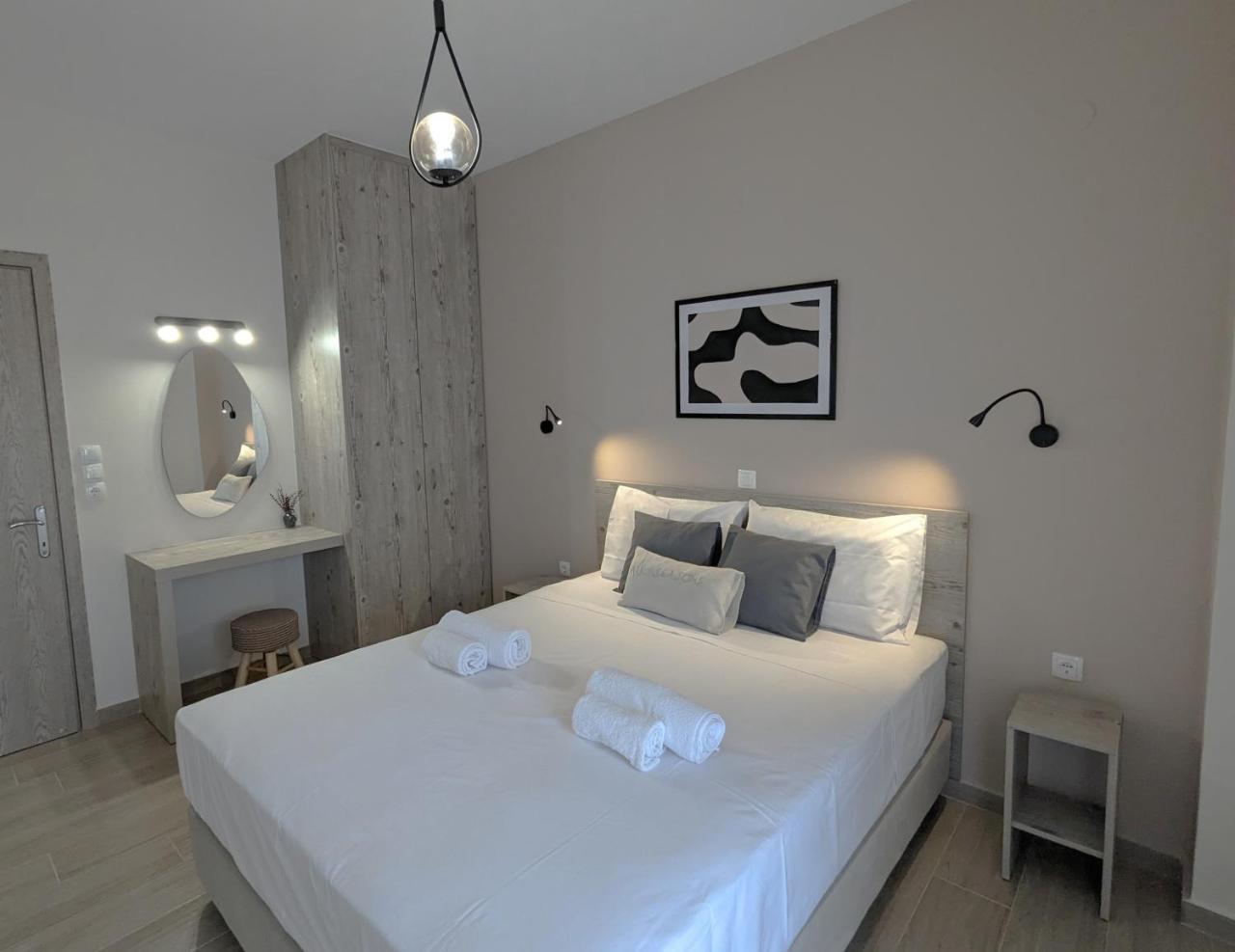 All Seasons Luxury Apartments