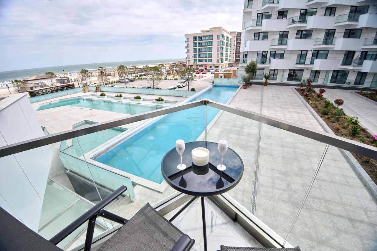 The Point Studio In Infinity Spa & Pools Resort Parking