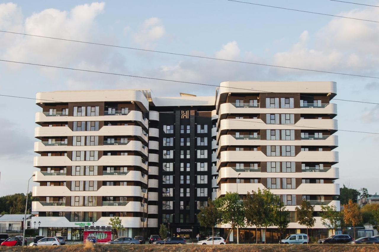 Himson-grey Apartment