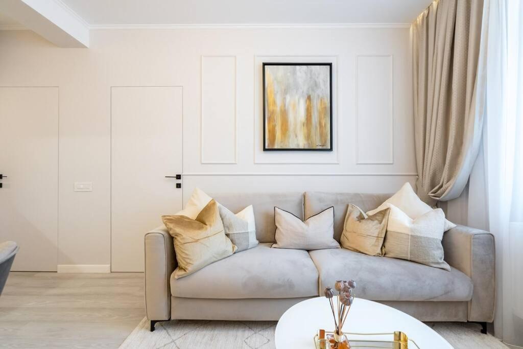 Stylish 2br Vilacrosse Passage Netflix