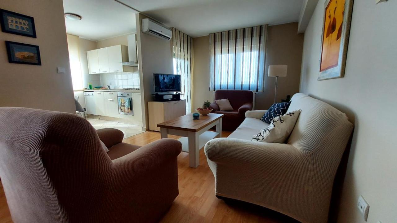 Apartman Ana Pula Calm, Free Parking, Close To Center