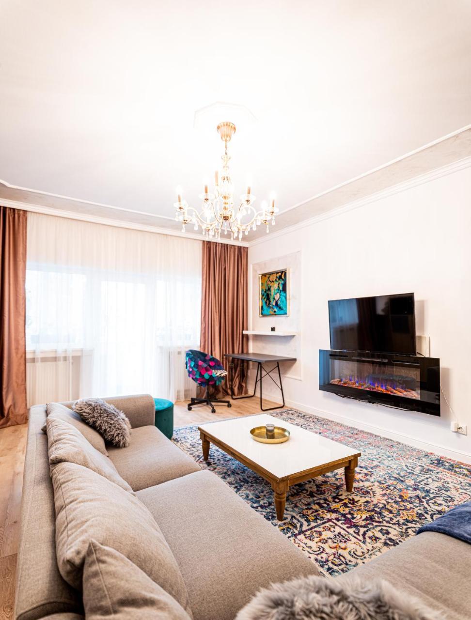 The Artist Ultracentral Designer Apartment