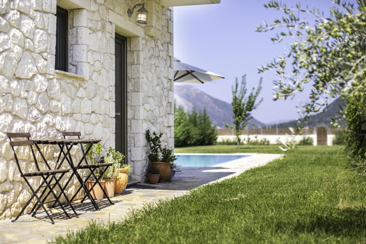 Avesta Private Villas Niovi