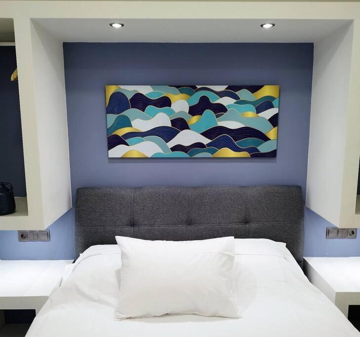 Farisma Bright & Central Apt In Kalamata