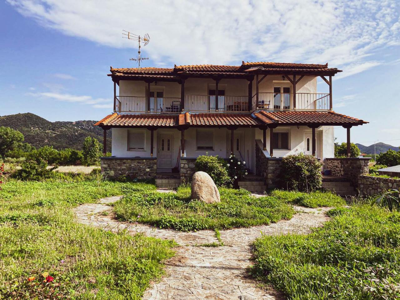 Country House Sykia