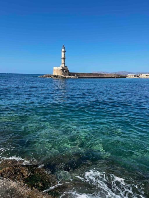 Beautiful House In The Old Town Of Chania 4 Rooms