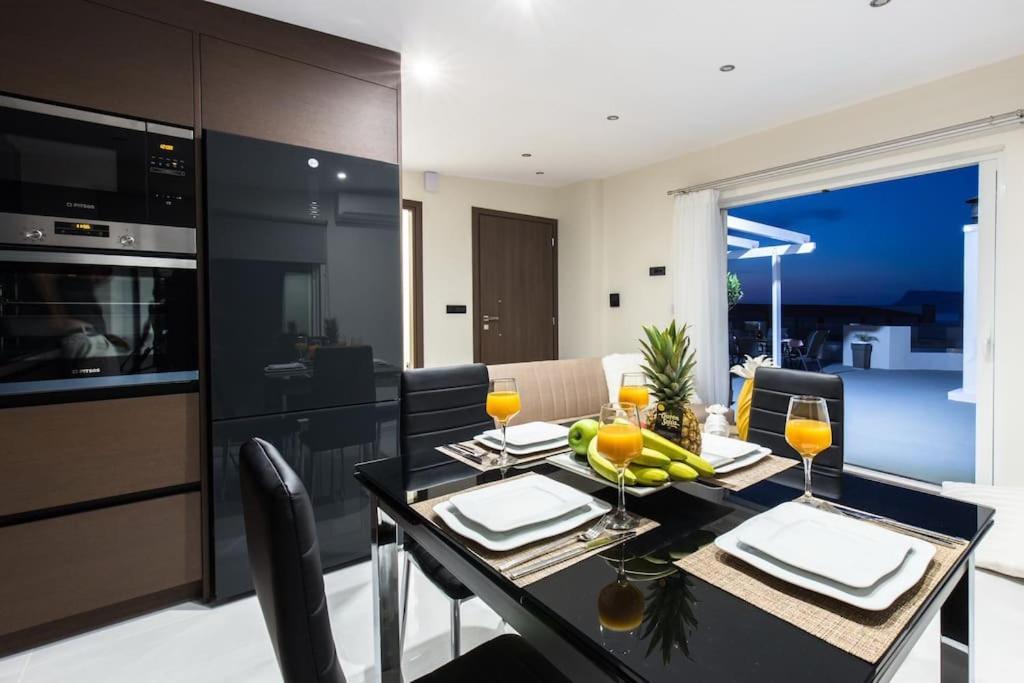 Home Sweet Home Big Balcony With Great View