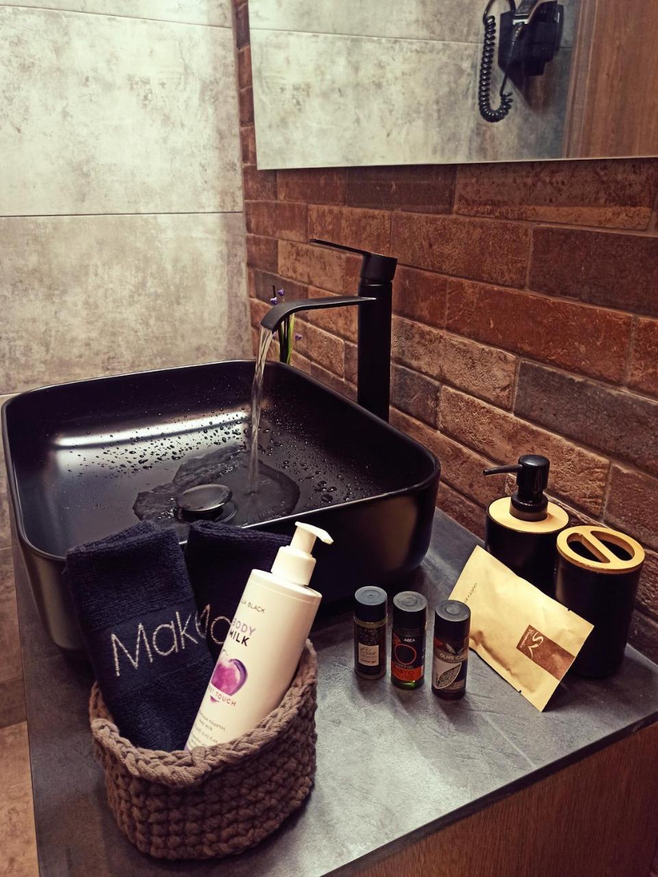 Stay In Athens Muses