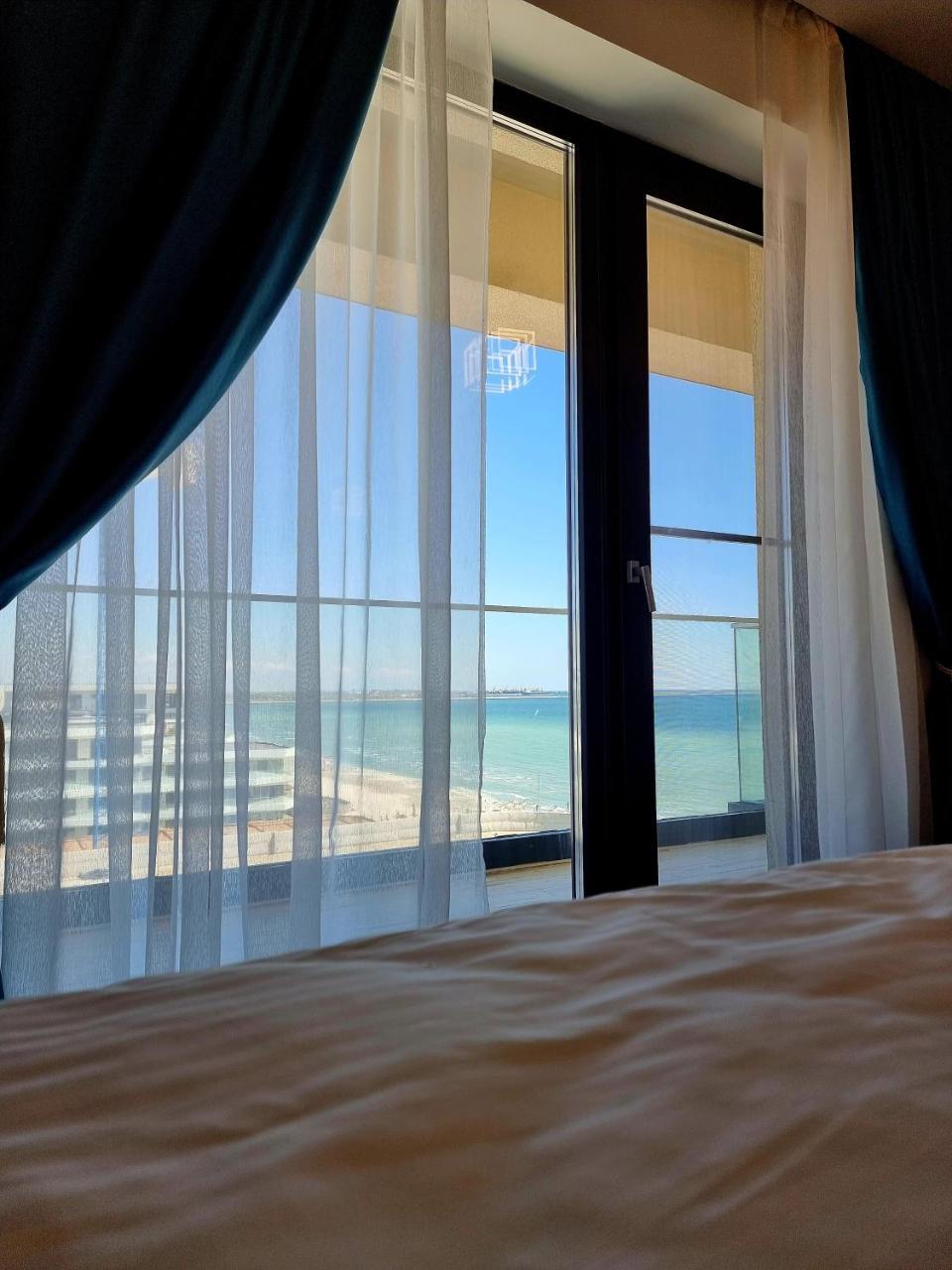 Studio Horizon Endless Summer Mamaia Nord Apartaments