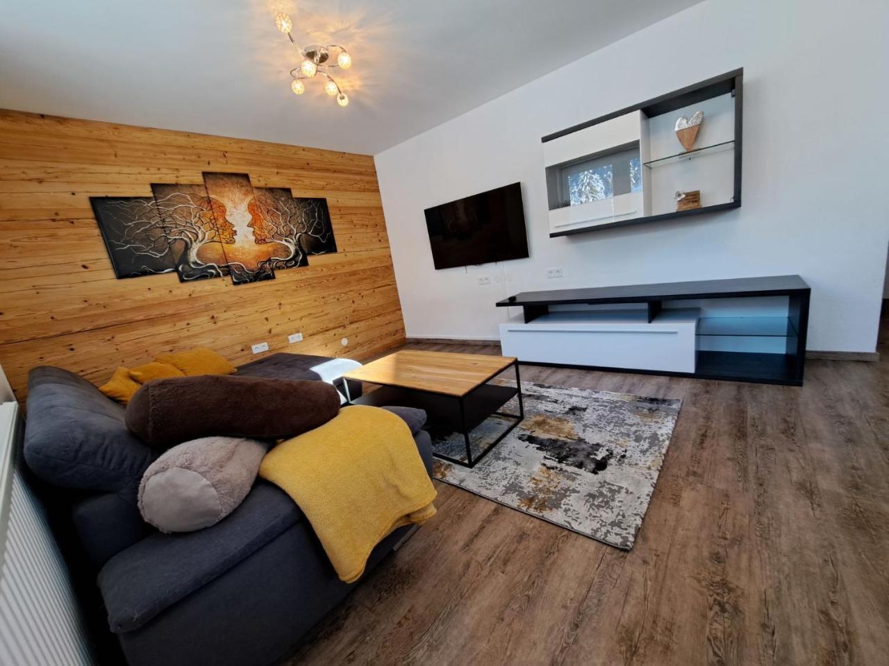 Apartment Leon-2 by Interhome