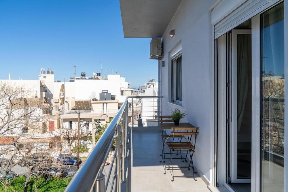 Pananos Sq. House Ii