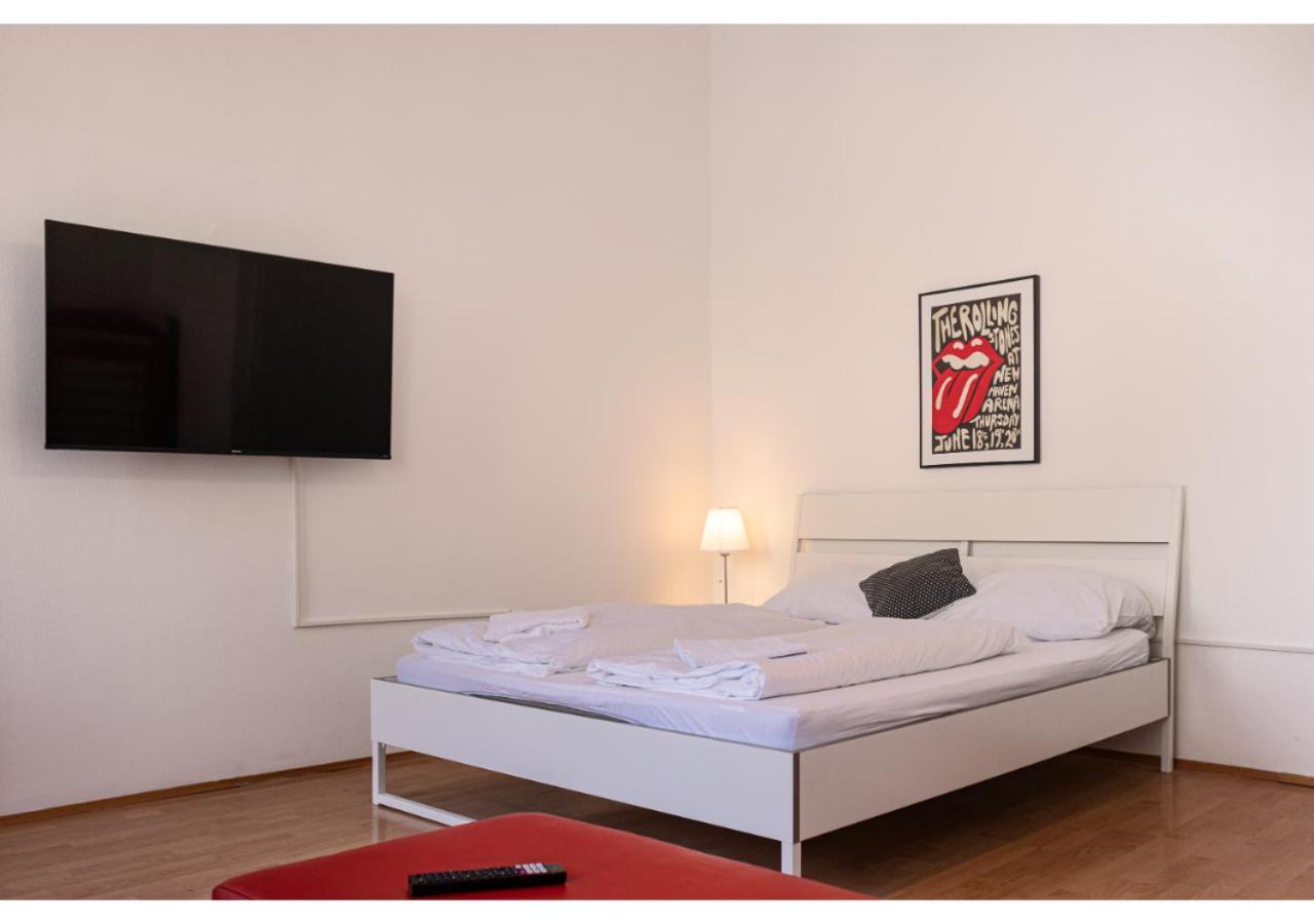 Viennese 3br Apt. Near Wiener Stadthalle & Central