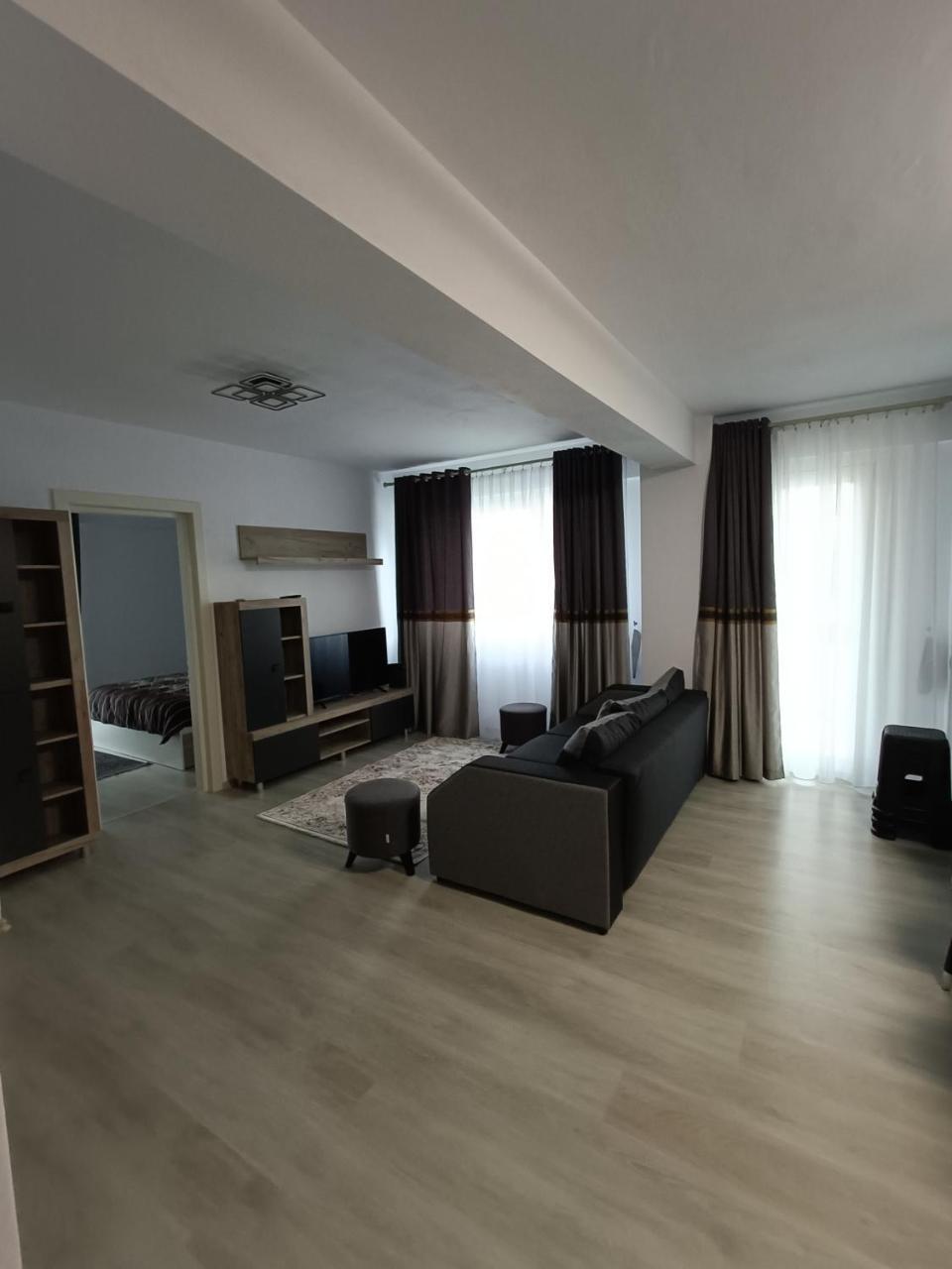 Gh Apartments