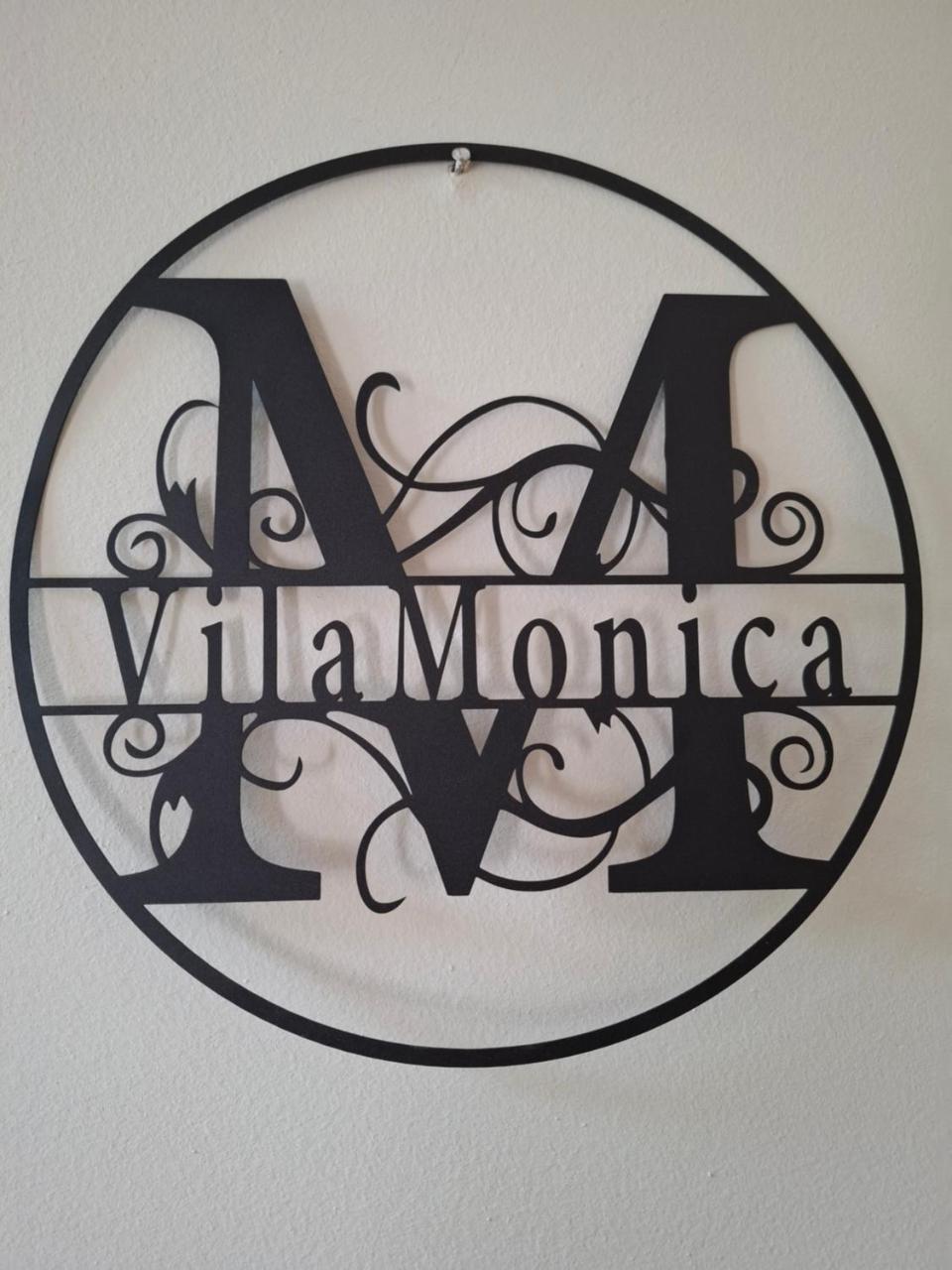 Vila Monica