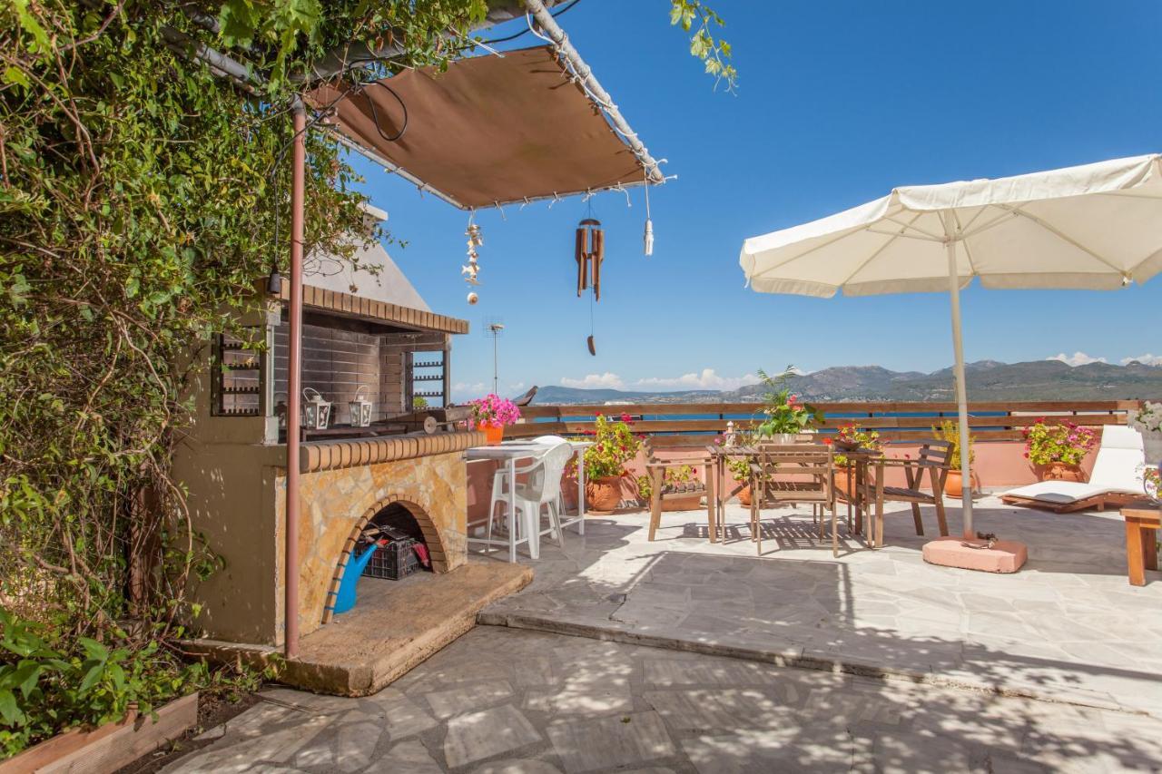 Tasoula Studio With Mountain View