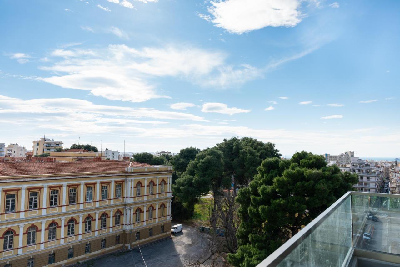 Velvet Luxury Studios In The City Center by Binobi!