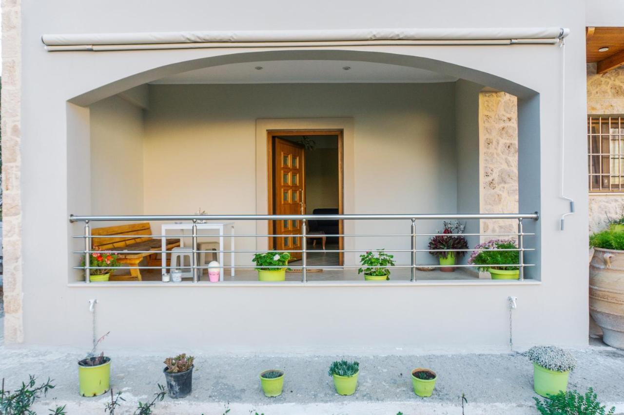 Blue Horizon Stone House Resort At Keratokampos