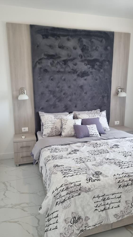 Apartments Princess Valdanos