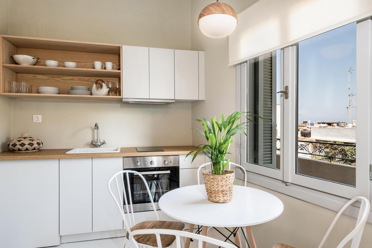 Artemide City Places-splantzia Square