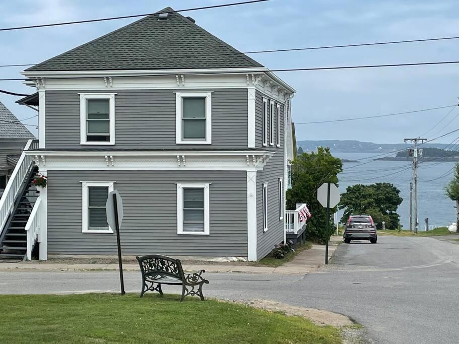 Updated Historic Water St 2 Bdr, 2 Bath Apartment.