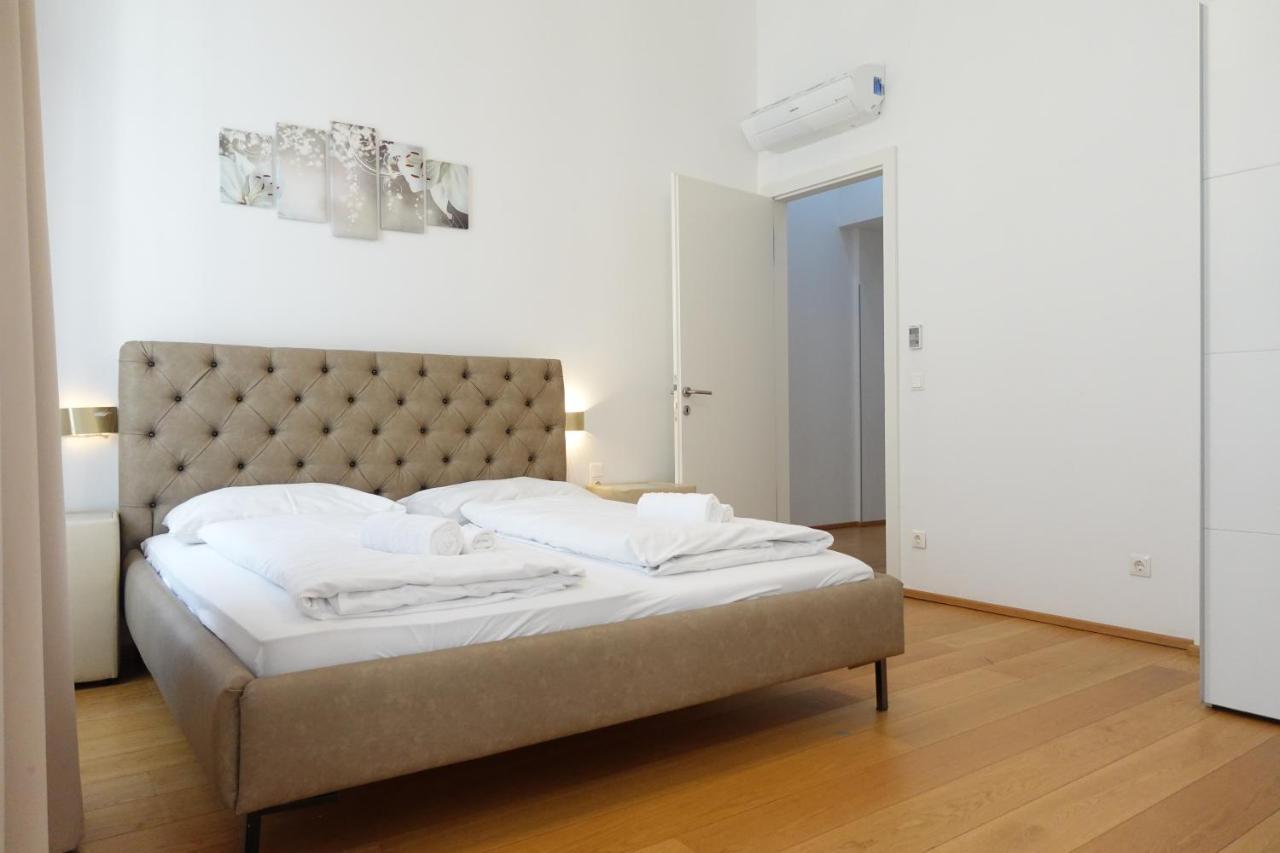 Apartments 4 You Red Star 8