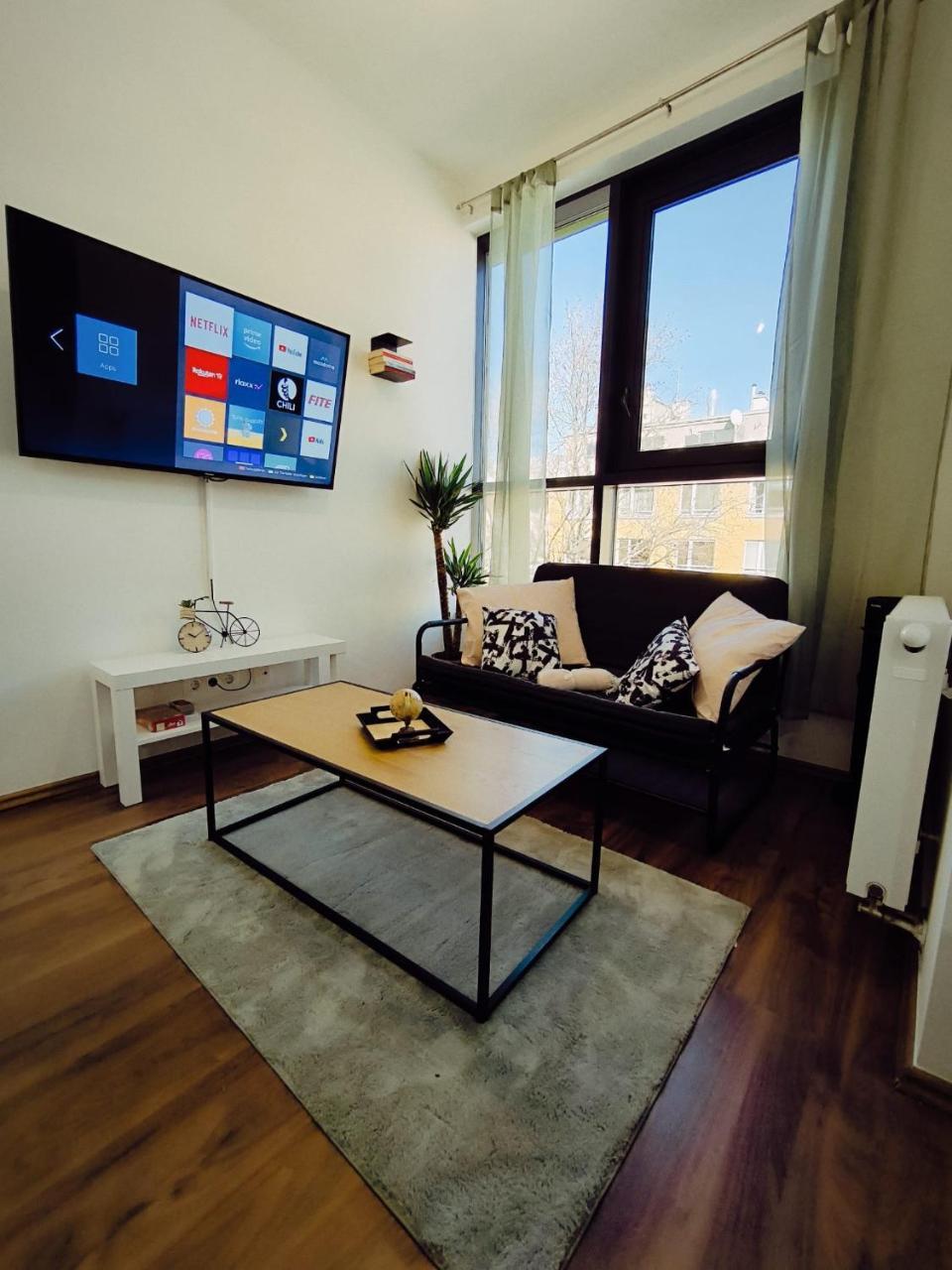Pretty Apartment Next To Metro Station