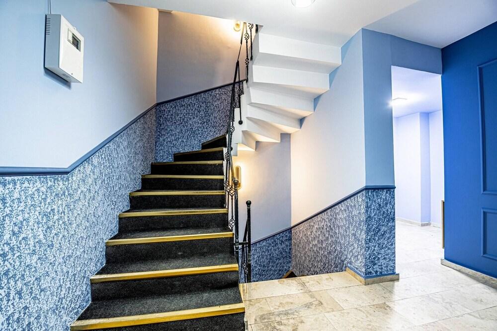 Room In Guest Room Deluxe Double Room 4