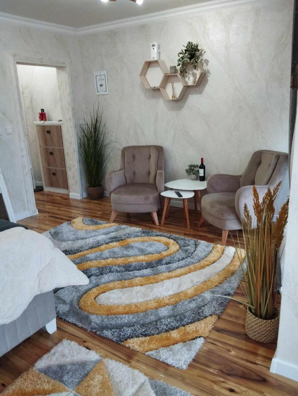 Apartament Za Gosti Bolqri 2
