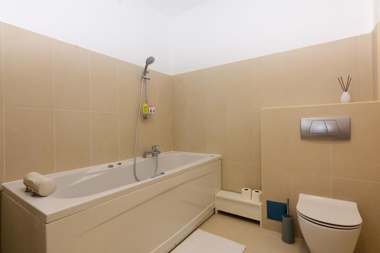 Luxury Room Uzorita B & B