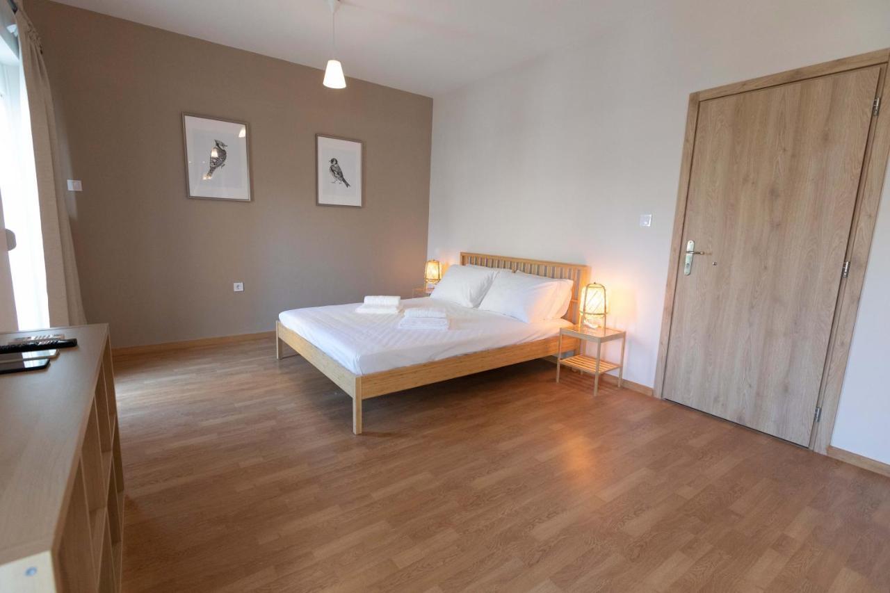 The Brand New House Meets The Ideal Location Apt1
