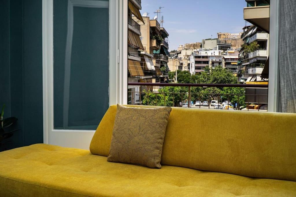 Sunny 2 Bedroom Cozy Apartment, View Of Parthenon